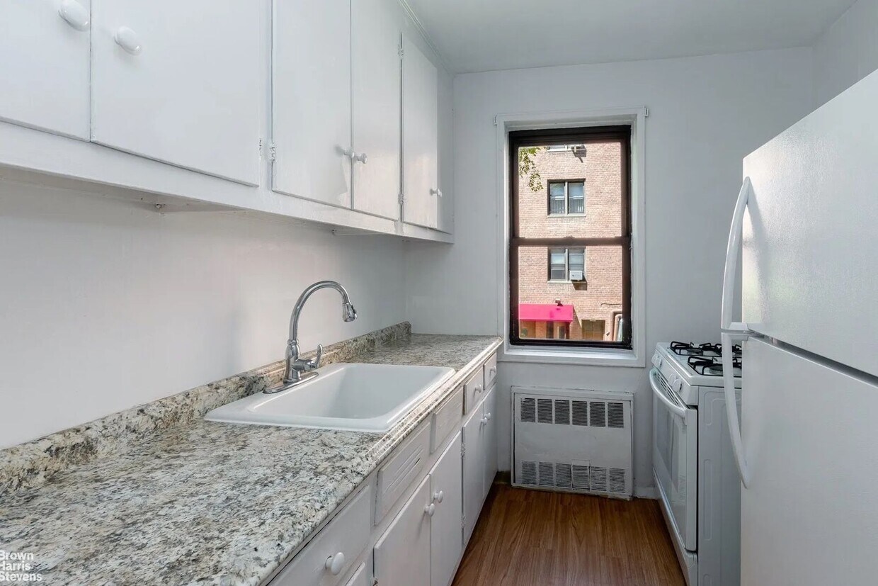 Cozy 1 Bedroom 1 Bathroom - Cozy  1 Bedroom 1 Bathroom
