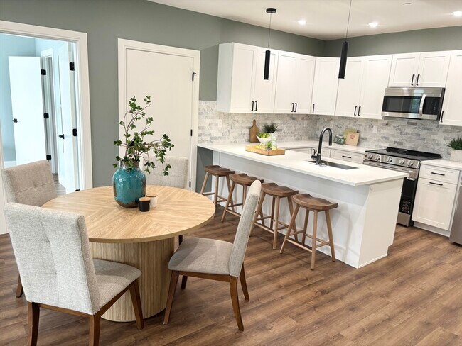 Foto del edificio - 1391 Main St