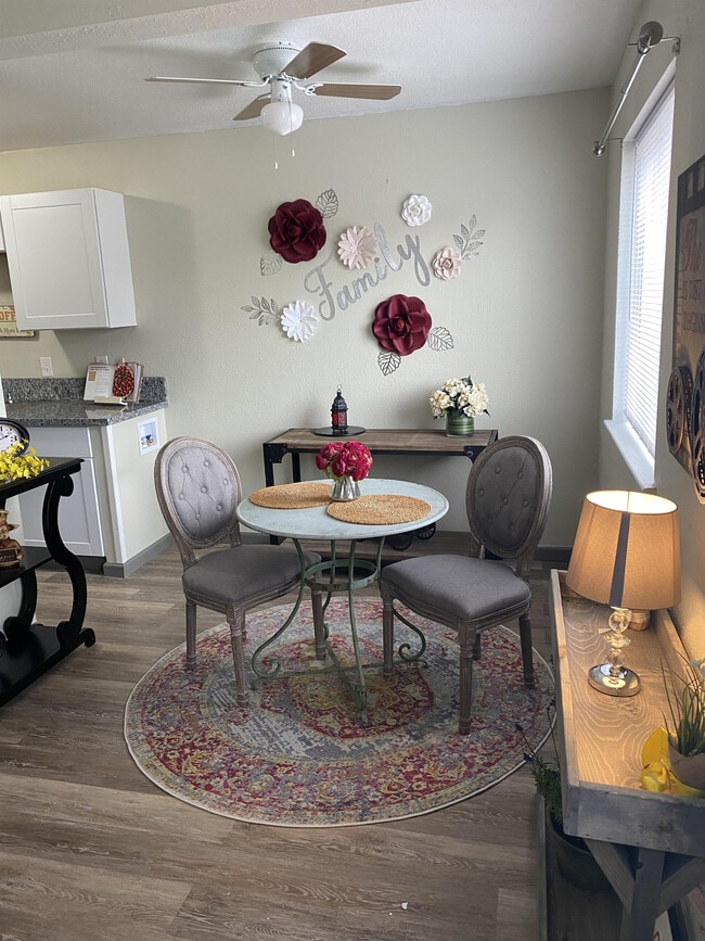 Building Photo - 520 Bellwood Rd