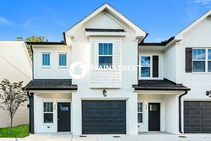 Foto principal - 3 Bedroom Pet-Friendly Home in Gallatin, T...