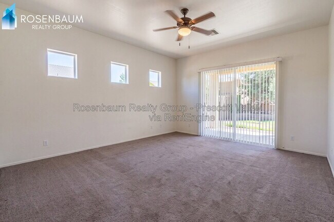 Foto del edificio - 7665 Rabbit Brush Ln