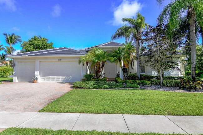 Building Photo - 4676 Manderly Dr