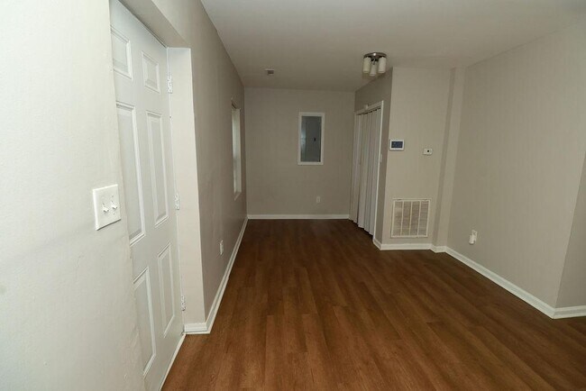 Foto del edificio - 2872 Antioch Rd