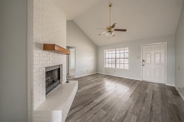 Foto del edificio - 420 Signal Hill Ct N