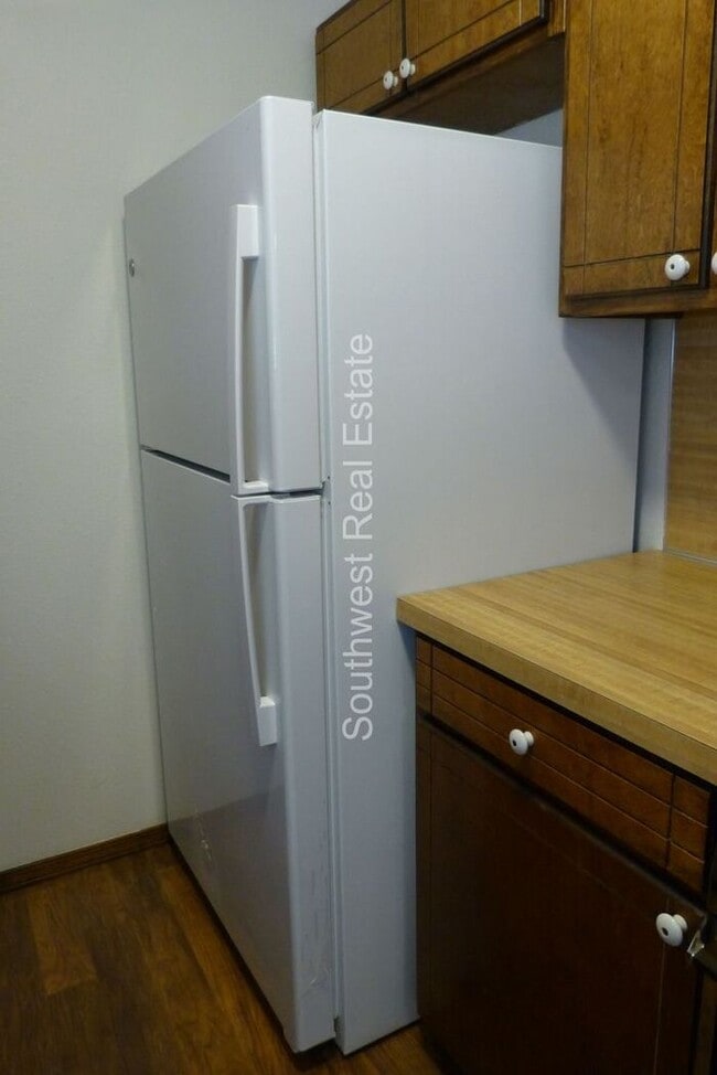 Foto del edificio - Super cute 2 bedroom 1 bath apartment.