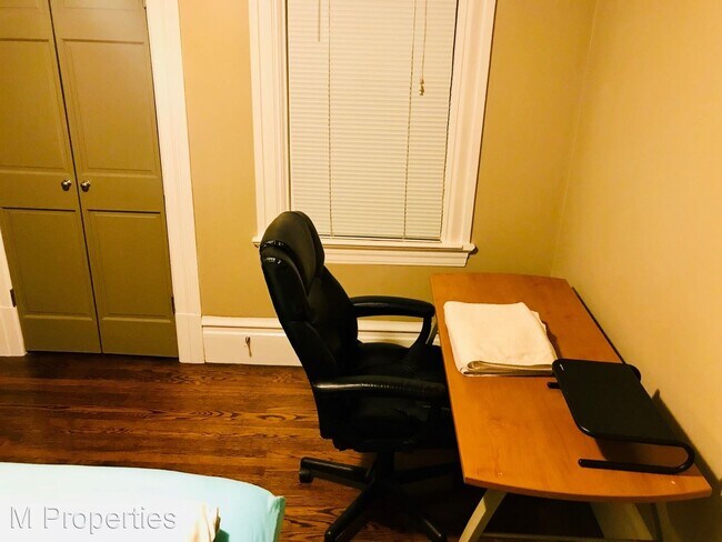 Foto del edificio - 2 br, 1 bath House - 42 Salmon Street