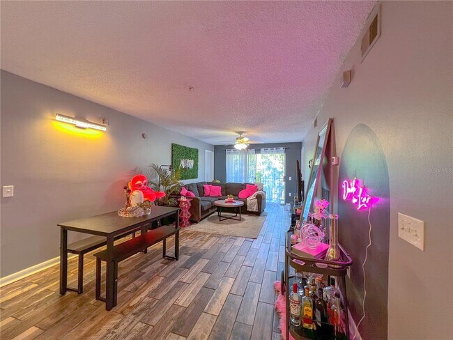 Foto del edificio - 3921 SW 34th St
