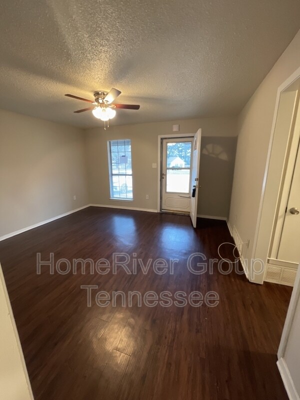 Building Photo - 6315 Heather Cove