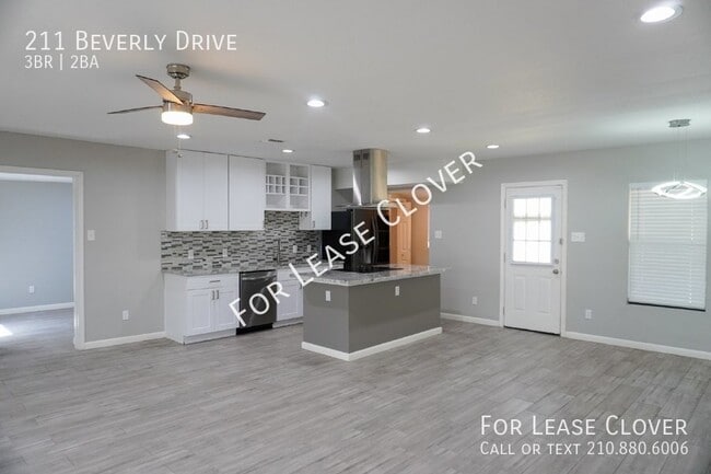 Foto del edificio - 211 Beverly Dr