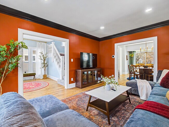 Foto del edificio - 2010 Chesterland Ave