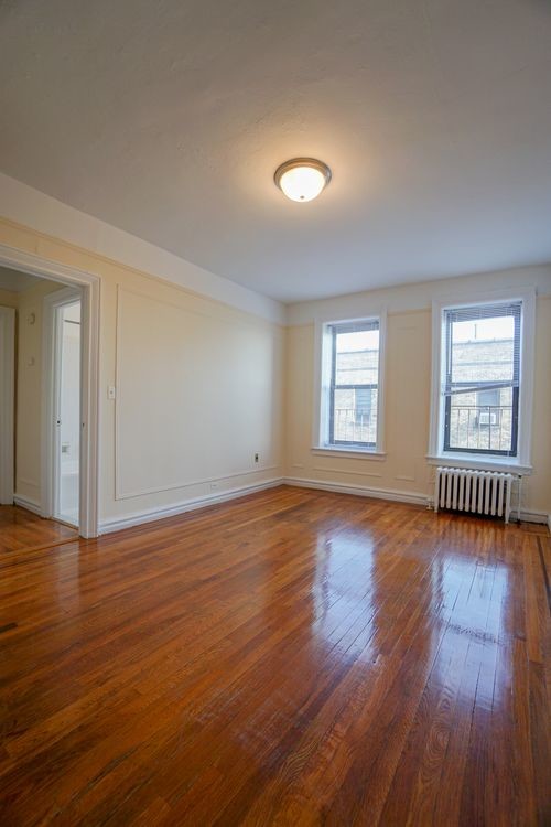 Foto del edificio - 1640 Ocean Pkwy