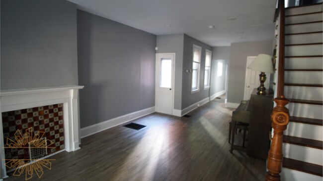 Foto del edificio - 107 W 13th St