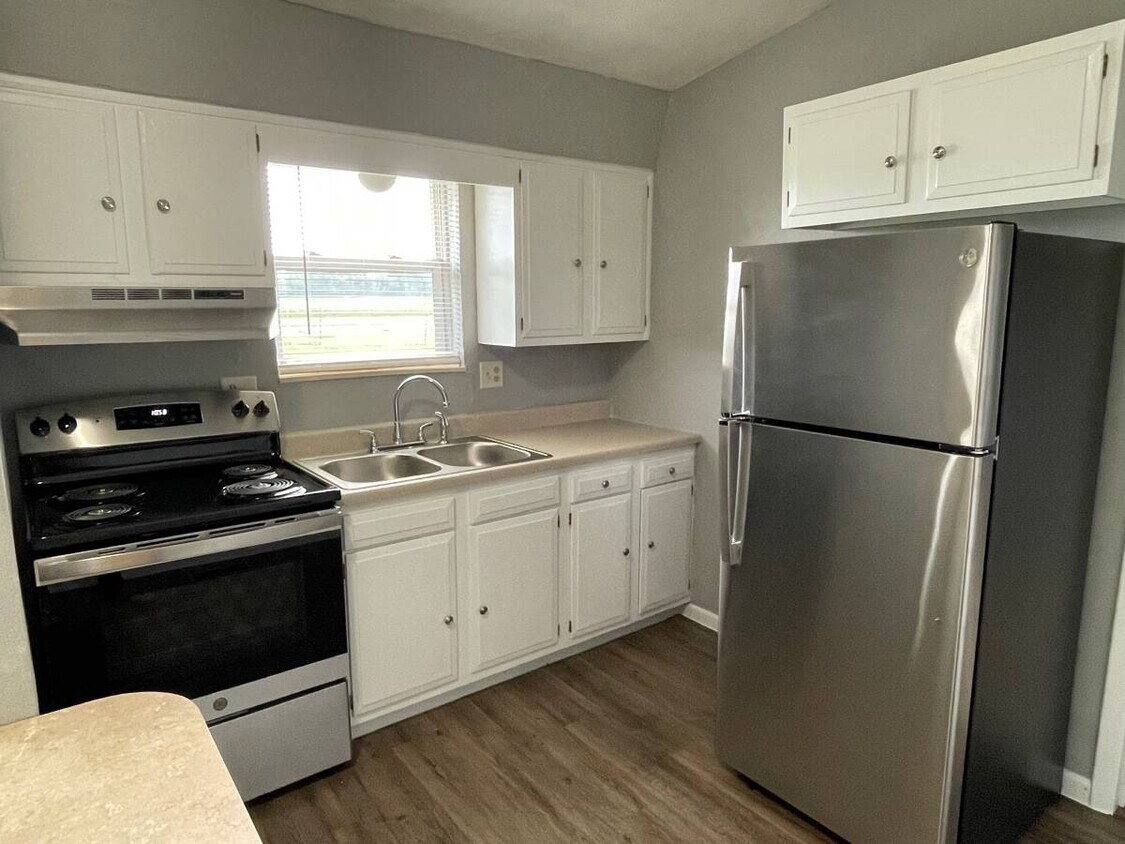 Foto principal - 2740 E Phylbeck Ave