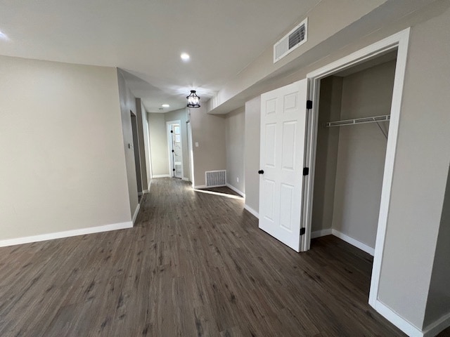 Building Photo - 47 Provincial Ct