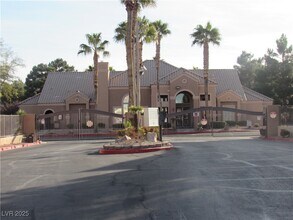 Building Photo - 8101 W Flamingo Rd