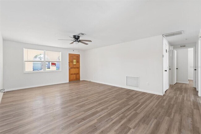 Building Photo - 11967 106th Ct