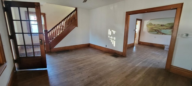 Building Photo - 1301 13th St