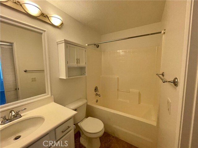 Building Photo - 34 Triad Ln