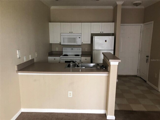 Building Photo - 1302 High Hammock Dr