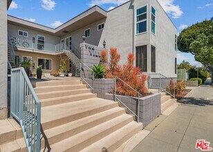 Building Photo - 2101 California Ave