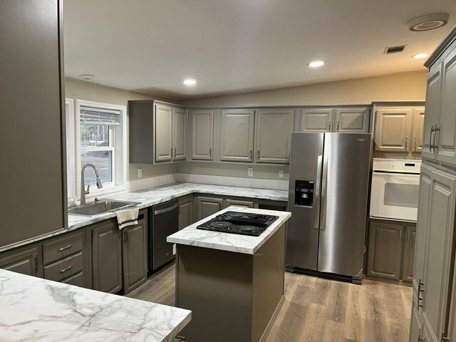 Cocina 1 - 65 Whisper Way