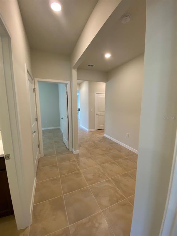 Building Photo - 5060 Sparkling Water Wy