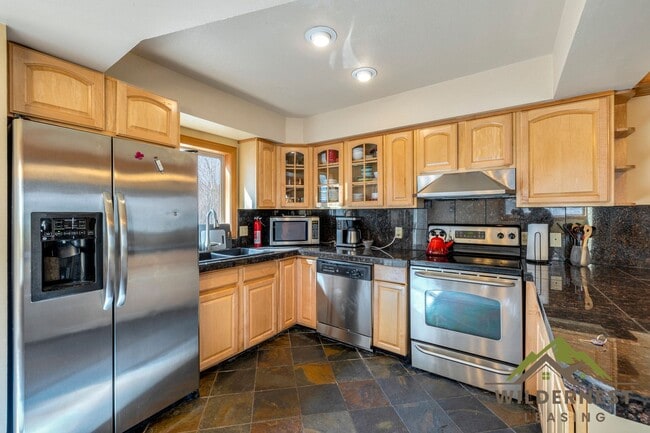 Foto del edificio - Furnished Pet Friendly Summer Rental
