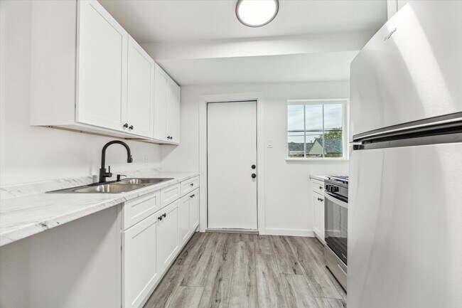 Foto del edificio - 125 18th Ave N