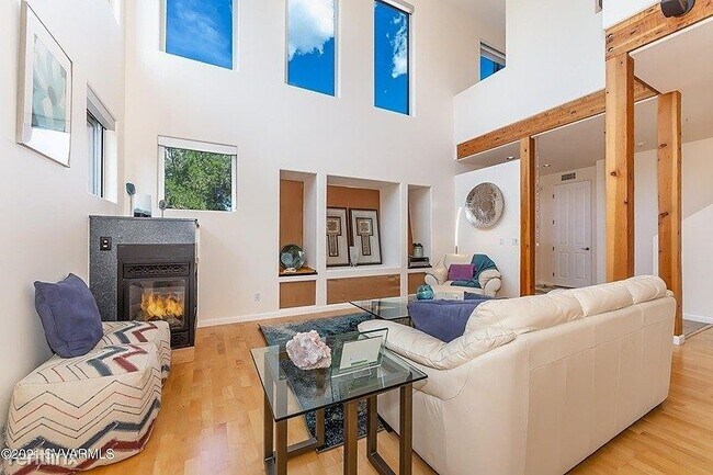 Foto del edificio - 1 br, 1.5 bath House - 186 Arroyo Pinon Dr...