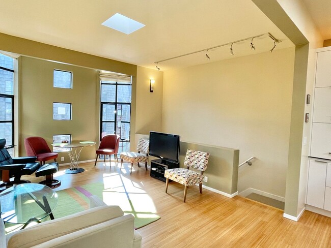 Foto del edificio - 3-Story Hayes Valley Townhome! Parking! La...