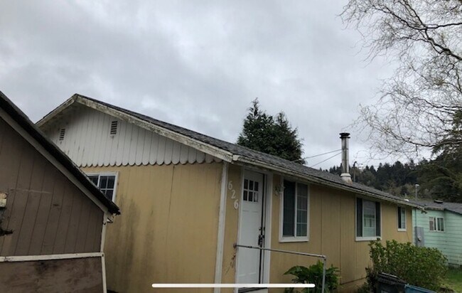 Foto del edificio - 3-bedroom 1 bath House