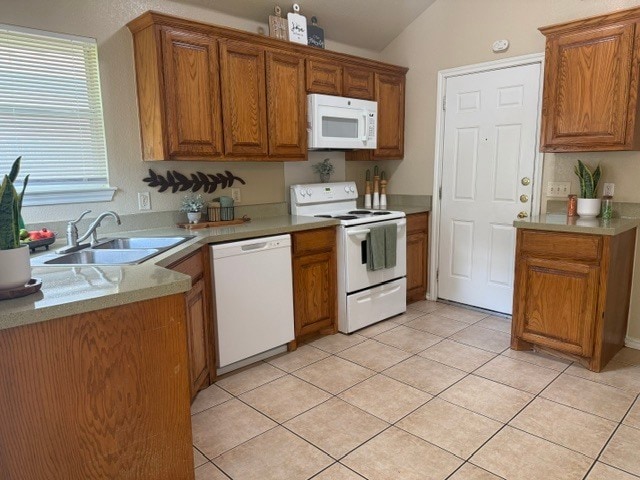 Foto del edificio - Eagle Mountain ISD ! 3/2/2 Cute and well-maintained 3-bedroom, 2-bath home featuring an open-conc...