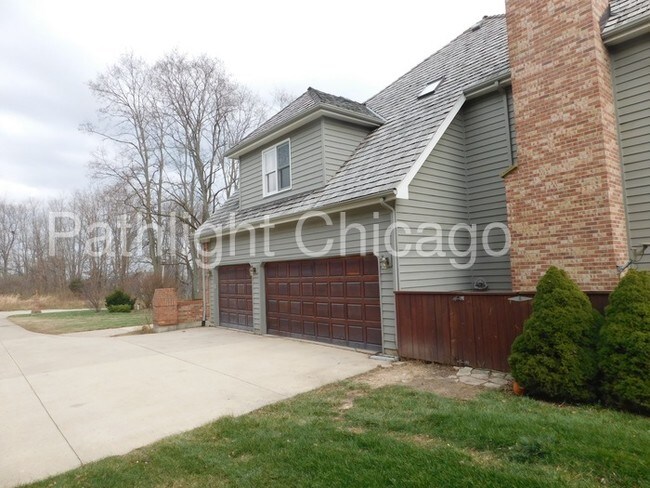 Building Photo - 38838 N Oakcrest Ln