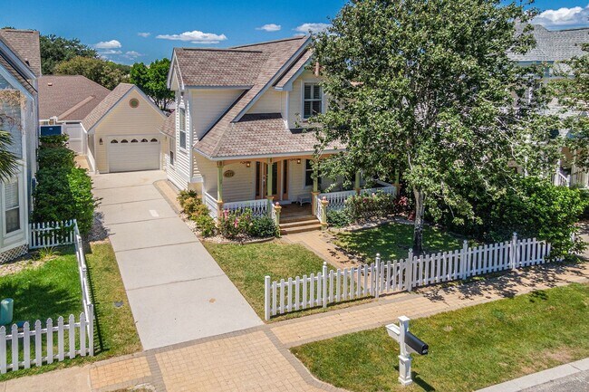 Building Photo - 4571 Woodwind Drive Destin, FL 32541