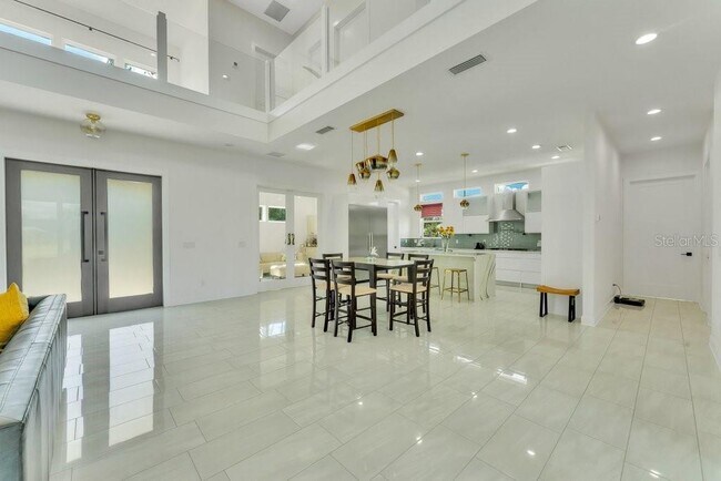 Foto del edificio - 10468 SW 32nd Ave