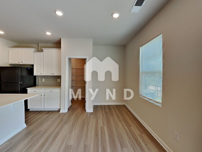 Building Photo - 3621 Cerelia Ln