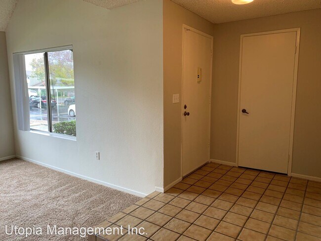 Building Photo - 2 br, 1.5 bath House - 10831 Carbet Place