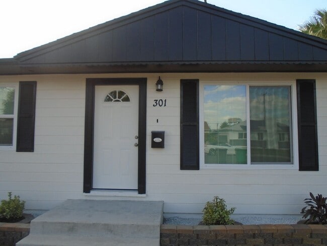 Building Photo - NEW NEW NEW....SOUTHWEST CUTIE !!!