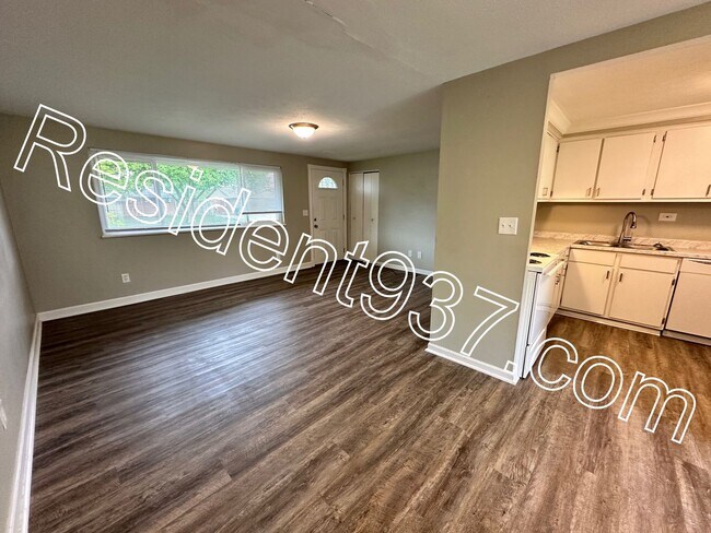 Foto del edificio - 3 bed 2 bath home.