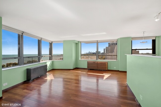 Foto del edificio - 5701 N Sheridan Rd