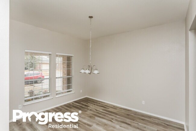 Foto del edificio - 422 Sugarberry Ln
