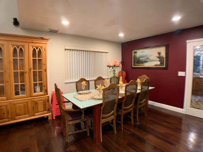 Building Photo - 3127 Stonybrook Dr