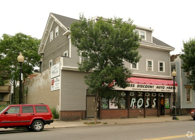 Building Photo - 246 W Broadway