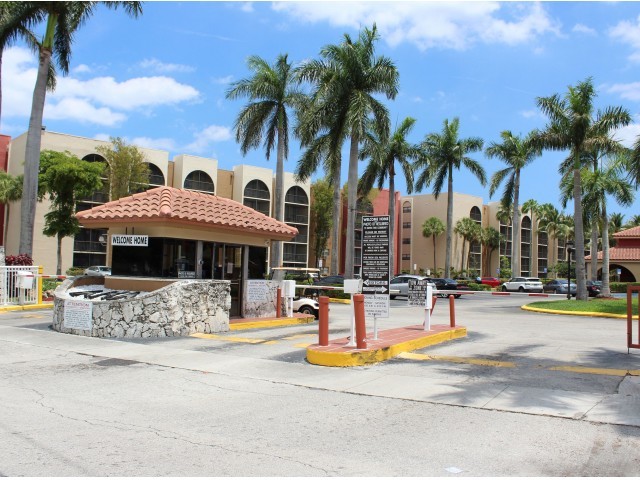 Bienvenidos - Aventura Harbor Apartments