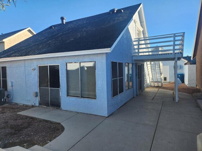 Foto del edificio - 1912 Joliet Cir