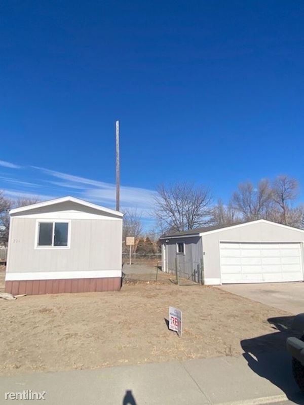 Primary Photo - 3 br, 2 bath House - 226 Oak Street