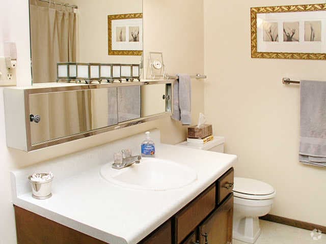 First Bathroom - St. Andrews Apartments