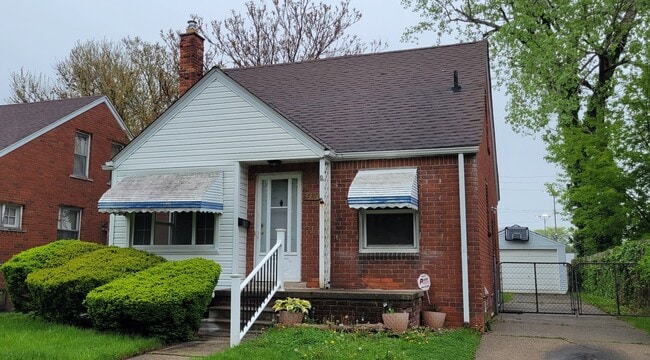 Building Photo - 4404 Marseilles St