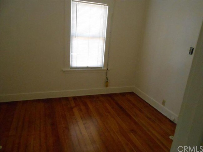 Foto del edificio - 4005 W 3rd St