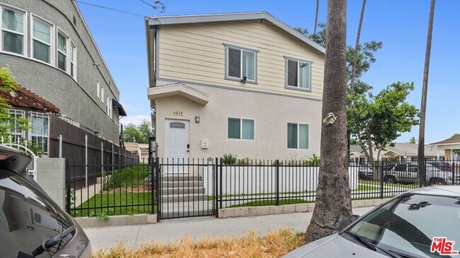 Foto del edificio - 4828 McKinley Ave